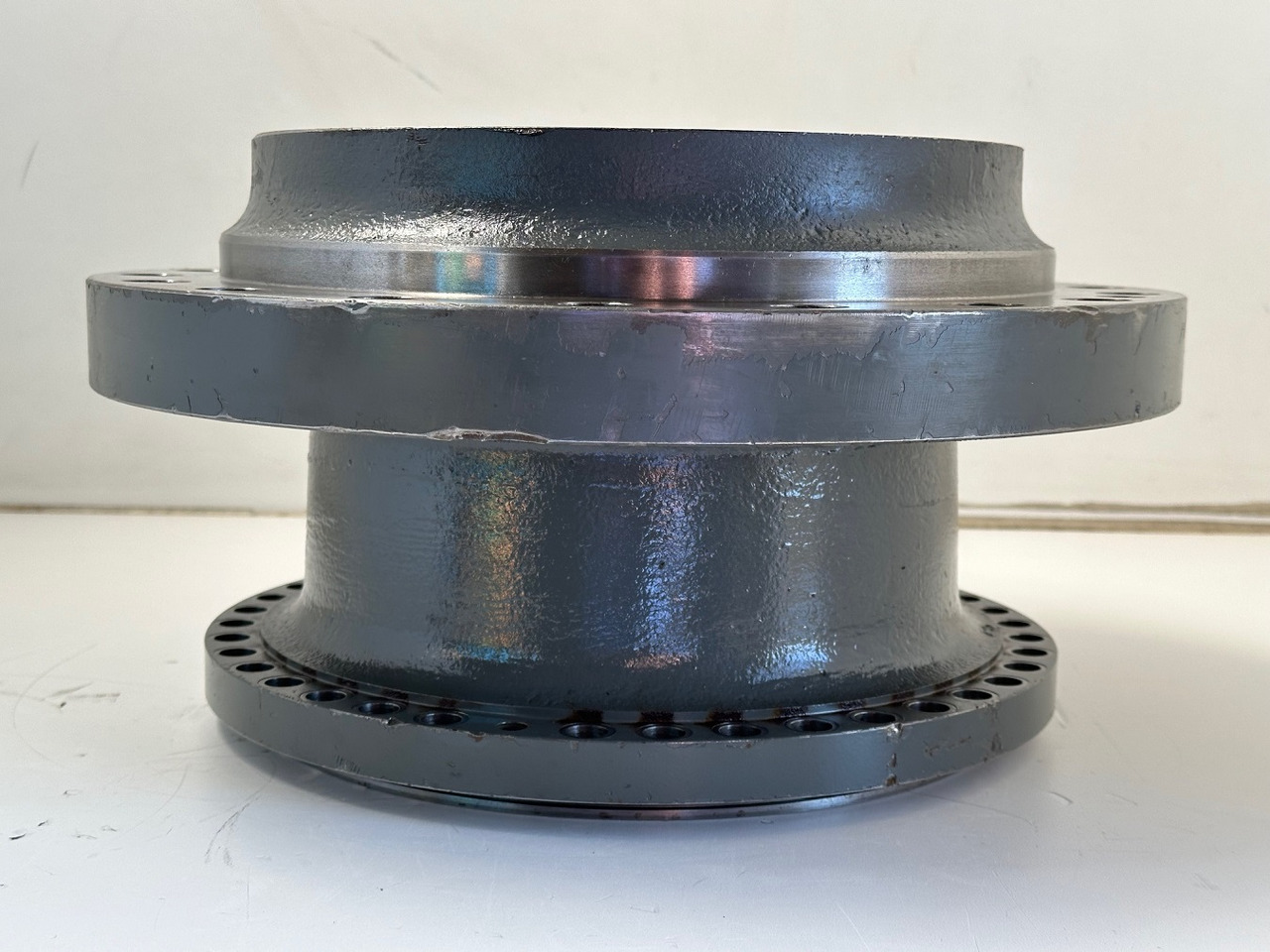 Liebherr Abtriebswellengehäuse ID-Nr.90208566 inkl. beiden Kegelrollenlager ID-Nr.10030908 - ID-Nr.761001903. LH40, LH50, R926, R928, R930. #90208566.1903# - Pavarų dėžė ir dalys - Statybinė technika: foto 5 Liebherr Abtriebswellengehäuse ID-Nr.90208566 inkl. beiden Kegelrollenlager ID-Nr.10030908 - ID-Nr.761001903. LH40, LH50, R926, R928, R930. #90208566.1903# - Pavarų dėžė ir dalys - Statybinė technika: foto 5