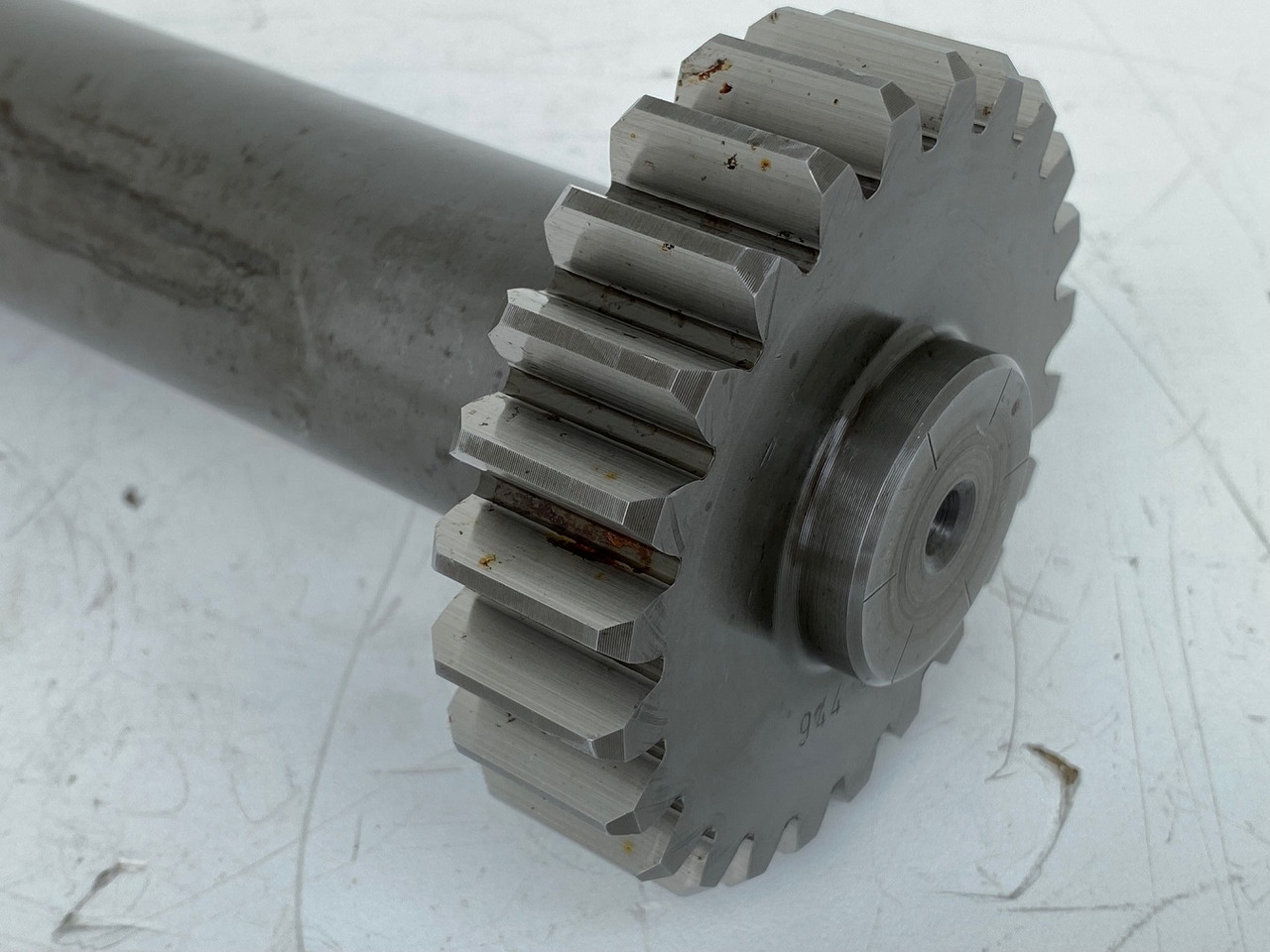 Liebherr Antriebswelle ID-Nr.9443859 - ID-Nr.944385903. LH60, LH80, ER934, ER944, LOS944, LOS946, LOS950, LOS954, R944, R946, R950, R954, RZG390. #AN2804# - Pavarų dėžė - Vikšrinis ekskavatorius: foto 5 Liebherr Antriebswelle ID-Nr.9443859 - ID-Nr.944385903. LH60, LH80, ER934, ER944, LOS944, LOS946, LOS950, LOS954, R944, R946, R950, R954, RZG390. #AN2804# - Pavarų dėžė - Vikšrinis ekskavatorius: foto 5