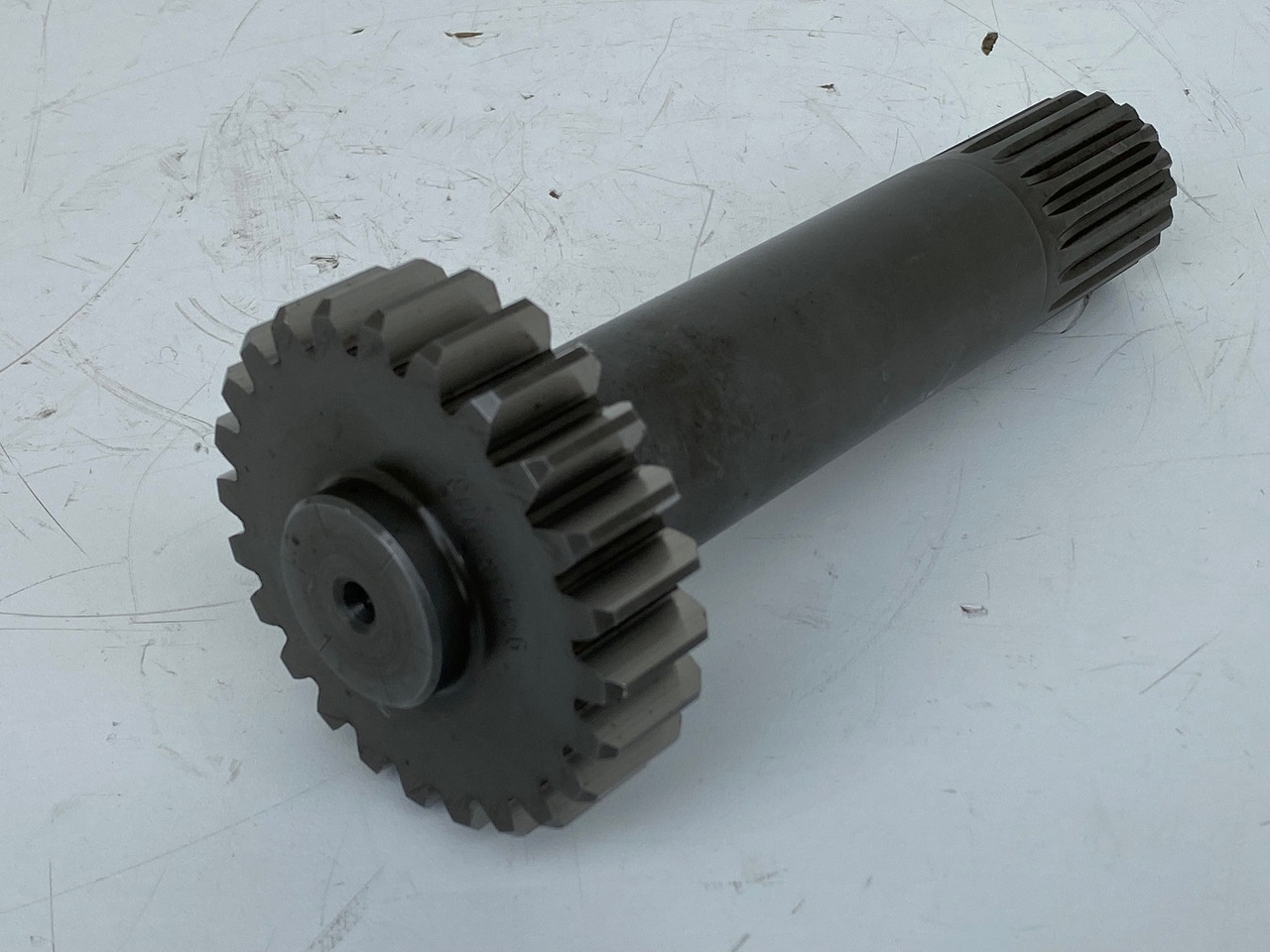 Liebherr Antriebswelle ID-Nr.9443859 - ID-Nr.944385903. LH60, LH80, ER934, ER944, LOS944, LOS946, LOS950, LOS954, R944, R946, R950, R954, RZG390. #AN2804# - Pavarų dėžė - Vikšrinis ekskavatorius: foto 2 Liebherr Antriebswelle ID-Nr.9443859 - ID-Nr.944385903. LH60, LH80, ER934, ER944, LOS944, LOS946, LOS950, LOS954, R944, R946, R950, R954, RZG390. #AN2804# - Pavarų dėžė - Vikšrinis ekskavatorius: foto 2