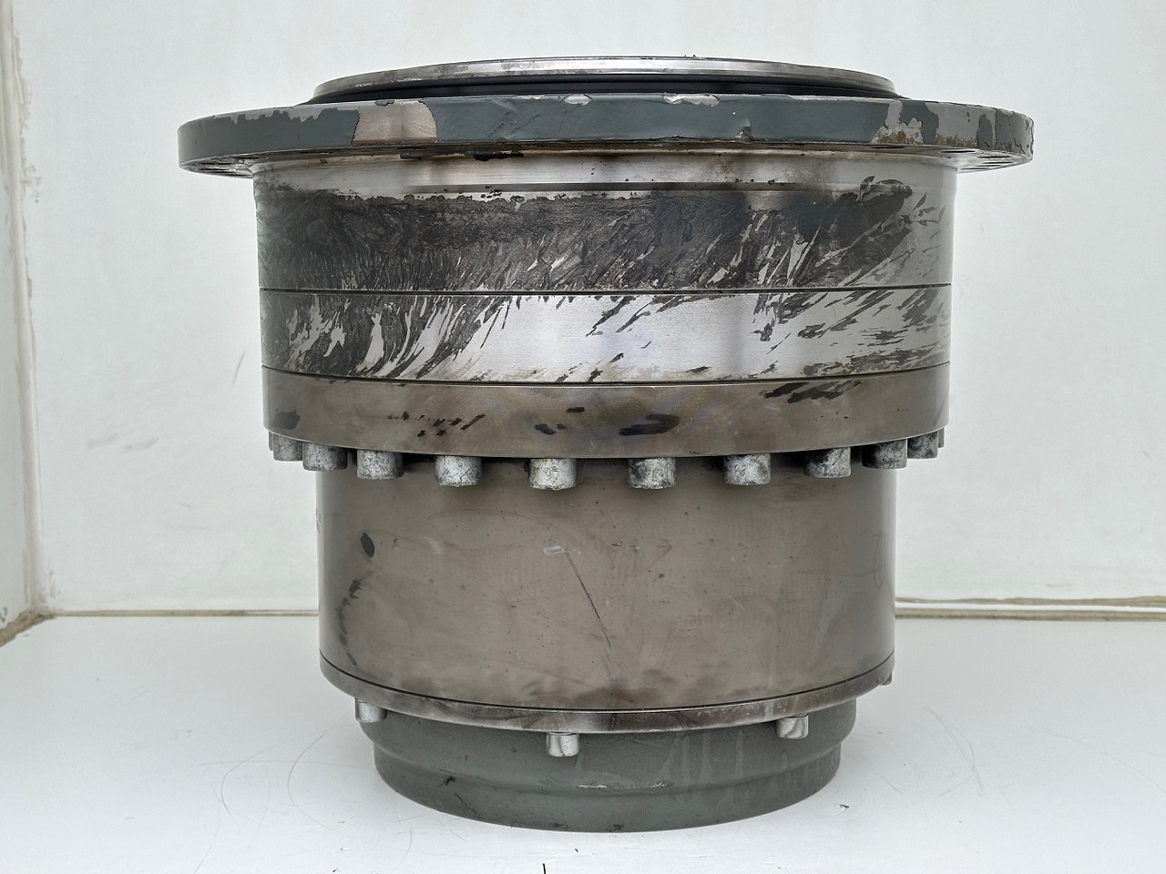 Liebherr Austausch Planeteneinschubgetriebe ID-Nr.90026324A. 195HC-LH6/12, LH250EC-B, LH270EC-B, LH285EB-B, LH340EC-B, LH380EC-B. #90026324A.159-0712# - Pavarų dėžė ir dalys - Kita technika: foto 2 Liebherr Austausch Planeteneinschubgetriebe ID-Nr.90026324A. 195HC-LH6/12, LH250EC-B, LH270EC-B, LH285EB-B, LH340EC-B, LH380EC-B. #90026324A.159-0712# - Pavarų dėžė ir dalys - Kita technika: foto 2