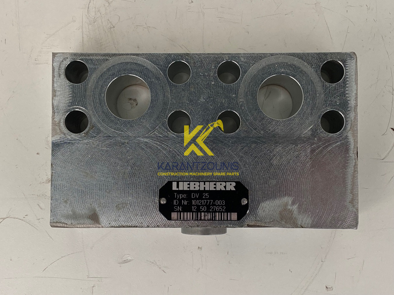 Liebherr Dämpfungsventil ID-Nr.10121777. P924 COMP, P926, R926, R916, R922, R924 COMP, R924, R926 COMP, R926, R930, R936, R946, R950 T, R960 T. #DÄ27652# - Posūkio reduktorius - Ekskavatorius: foto 2 Liebherr Dämpfungsventil ID-Nr.10121777. P924 COMP, P926, R926, R916, R922, R924 COMP, R924, R926 COMP, R926, R930, R936, R946, R950 T, R960 T. #DÄ27652# - Posūkio reduktorius - Ekskavatorius: foto 2