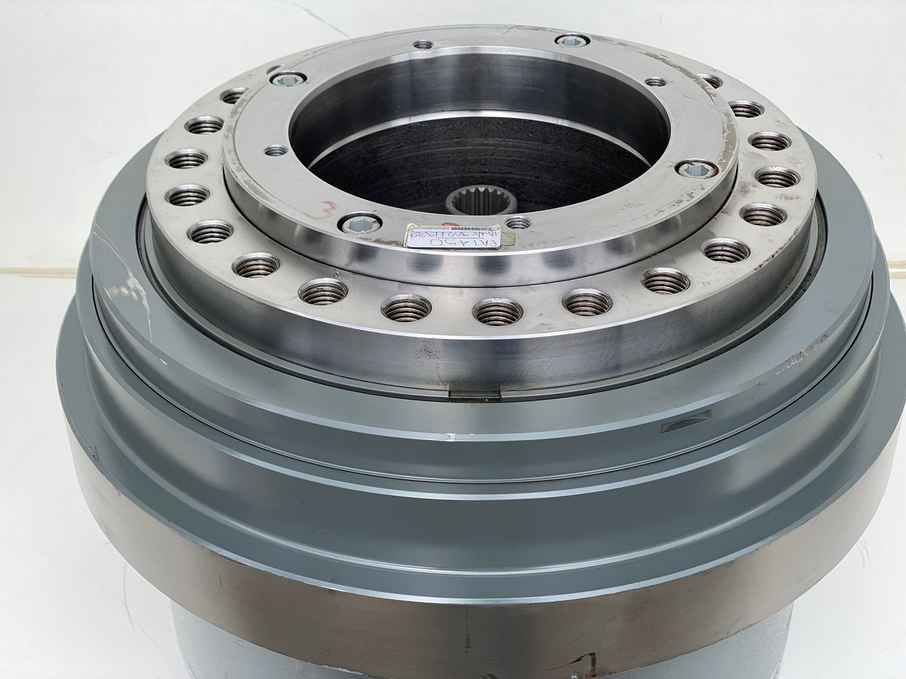 Liebherr Fahrantrieb FAT450P135, ID-Nr.90211932 - ID-Nr.90211933. ER944, R940, R944, R945, R946, R950, R960 T. #159-03# - Šoninė pavara - Vikšrinis ekskavatorius: foto 5 Liebherr Fahrantrieb FAT450P135, ID-Nr.90211932 - ID-Nr.90211933. ER944, R940, R944, R945, R946, R950, R960 T. #159-03# - Šoninė pavara - Vikšrinis ekskavatorius: foto 5