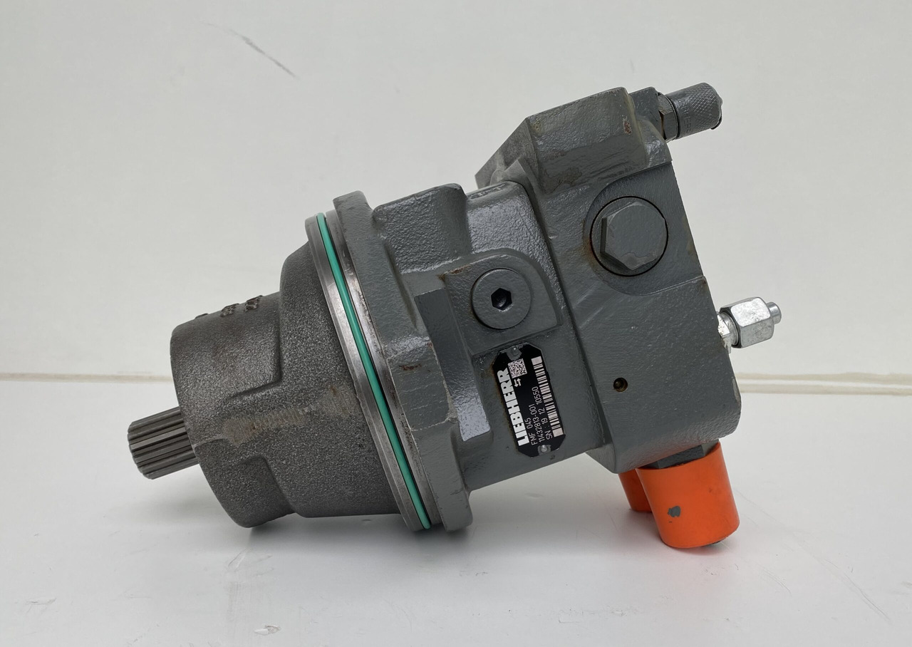 Liebherr Hydraulikeinbaumotor FMF045, ID-Nr.11432813. A913 COMP, A914 COMP, A914, A916 COMP ,A916, A918 COMP, A918, A920, A922 RAIL, A924 RAIL, LH18, R914 COMP, R914, R918, R920 K-LC,R920 K-NLC. #1055 - Posūkio reduktorius - Statybinė technika: foto 1 Liebherr Hydraulikeinbaumotor FMF045, ID-Nr.11432813. A913 COMP, A914 COMP, A914, A916 COMP ,A916, A918 COMP, A918, A920, A922 RAIL, A924 RAIL, LH18, R914 COMP, R914, R918, R920 K-LC,R920 K-NLC. #1055 - Posūkio reduktorius - Statybinė technika: foto 1