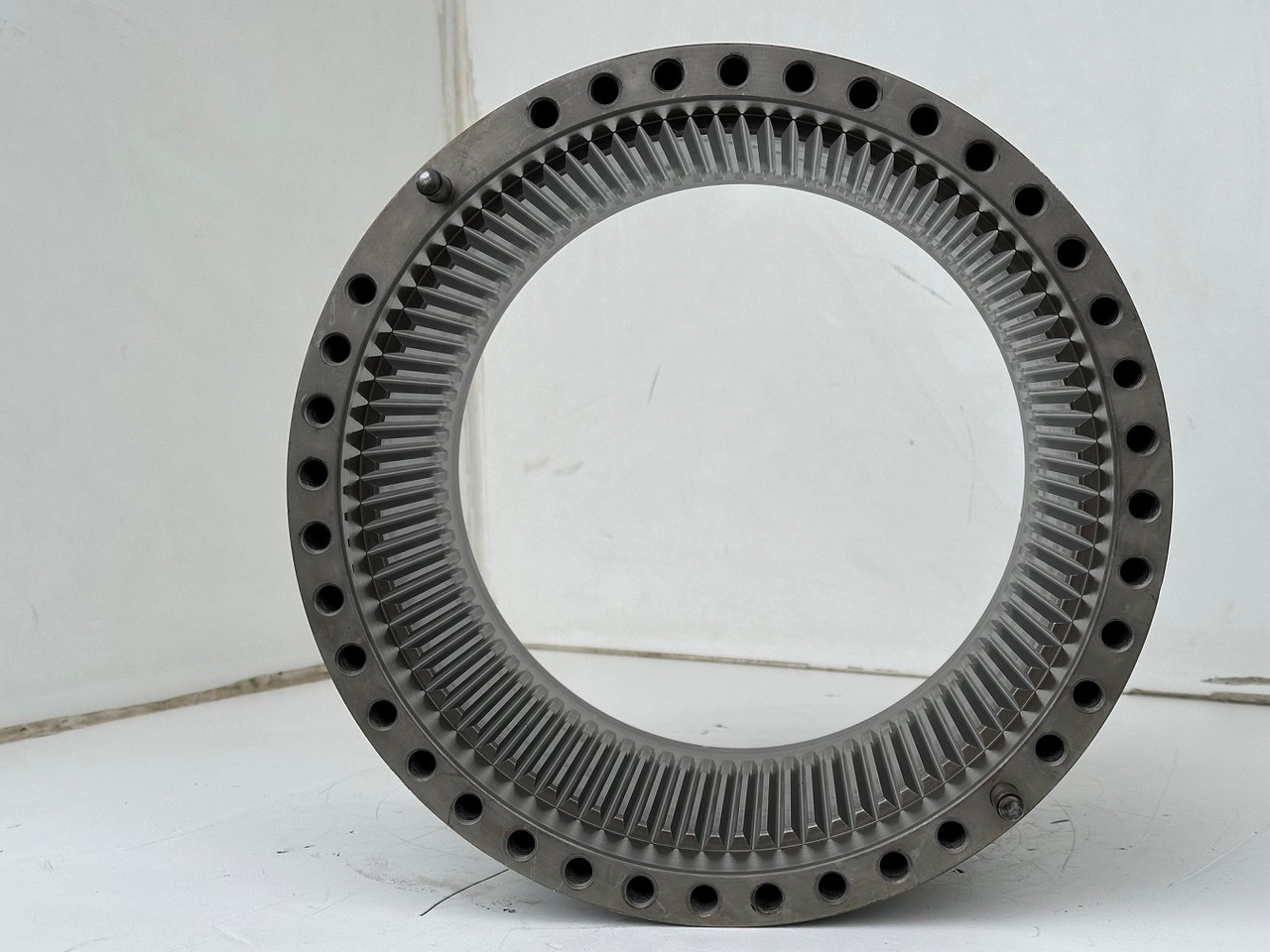Liebherr Innenrad ID-Nr.90206974. SAT300/282. LH40 C LH40 CP, LH40 M, LH40MP, LH50 CHR, LH50 CHRP, LH50 M, LH50 MHR, LH50 MHRP, LH50MT. #90206974.137239# - Pavarų dėžė - Ratinis ekskavatorius: foto 4 Liebherr Innenrad ID-Nr.90206974. SAT300/282. LH40 C LH40 CP, LH40 M, LH40MP, LH50 CHR, LH50 CHRP, LH50 M, LH50 MHR, LH50 MHRP, LH50MT. #90206974.137239# - Pavarų dėžė - Ratinis ekskavatorius: foto 4