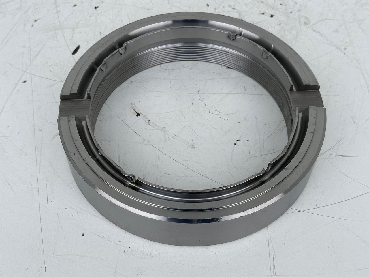 Liebherr Nutmutter ID-Nr.9443117 - ID-Nr.944311703. LH110,A974,LOS974,P974,P976,R974,R976,R980,P994,P995,R944,R995. #944311703.27.12.01# - Pavarų dėžė - Statybinė technika: foto 1 Liebherr Nutmutter ID-Nr.9443117 - ID-Nr.944311703. LH110,A974,LOS974,P974,P976,R974,R976,R980,P994,P995,R944,R995. #944311703.27.12.01# - Pavarų dėžė - Statybinė technika: foto 1