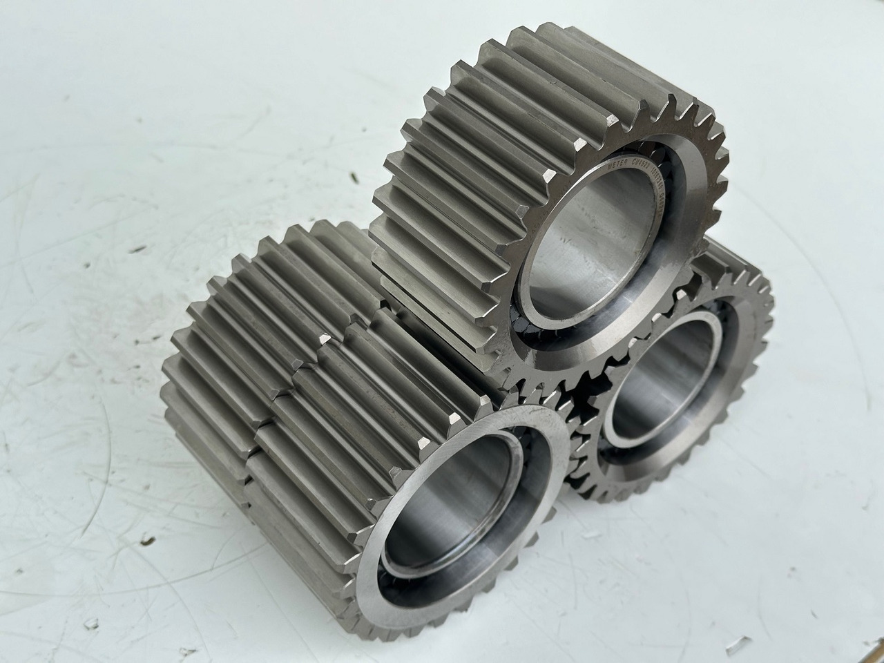 Liebherr Planetenrad ID-Nr.90024935. FAT400P112 - FAT400P130 - FAT400P139. R926, R928, R930, R934, R936, R938, R940, R944, R946, R950 T. #90024935.20.02# - Transmisija - Statybinė technika: foto 2 Liebherr Planetenrad ID-Nr.90024935. FAT400P112 - FAT400P130 - FAT400P139. R926, R928, R930, R934, R936, R938, R940, R944, R946, R950 T. #90024935.20.02# - Transmisija - Statybinė technika: foto 2