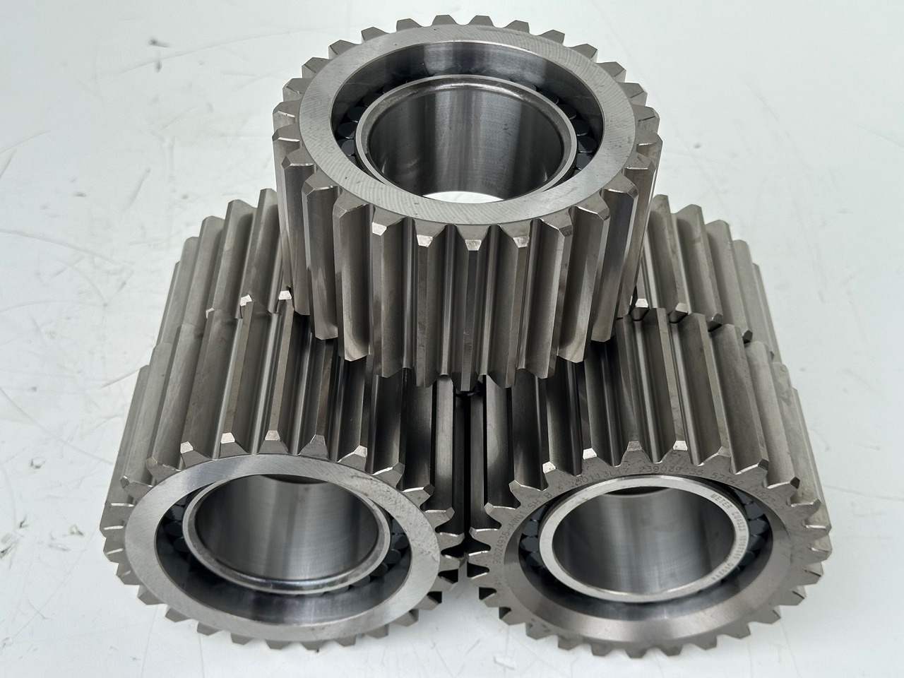 Liebherr Planetenrad ID-Nr.90024935. FAT400P112 - FAT400P130 - FAT400P139. R926, R928, R930, R934, R936, R938, R940, R944, R946, R950 T. #90024935.20.02# - Transmisija - Statybinė technika: foto 4 Liebherr Planetenrad ID-Nr.90024935. FAT400P112 - FAT400P130 - FAT400P139. R926, R928, R930, R934, R936, R938, R940, R944, R946, R950 T. #90024935.20.02# - Transmisija - Statybinė technika: foto 4