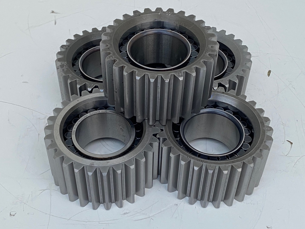 Liebherr Planetenrad ID-Nr.90205840. FAT350P126 - FAT350P138. R920 - R922 - R924 - R925 - R926 - R930 T. #PL24.02.2# - Šoninė pavara - Statybinė technika: foto 1 Liebherr Planetenrad ID-Nr.90205840. FAT350P126 - FAT350P138. R920 - R922 - R924 - R925 - R926 - R930 T. #PL24.02.2# - Šoninė pavara - Statybinė technika: foto 1