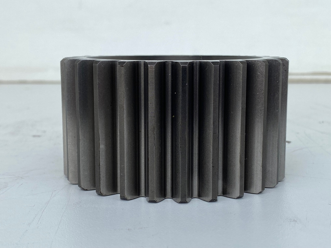 Liebherr Planetenrad ID-Nr.90205840. FAT350P126 - FAT350P138. R920 - R922 - R924 - R925 - R926 - R930 T. #PL25.02.1# - Šoninė pavara - Statybinė technika: foto 3 Liebherr Planetenrad ID-Nr.90205840. FAT350P126 - FAT350P138. R920 - R922 - R924 - R925 - R926 - R930 T. #PL25.02.1# - Šoninė pavara - Statybinė technika: foto 3