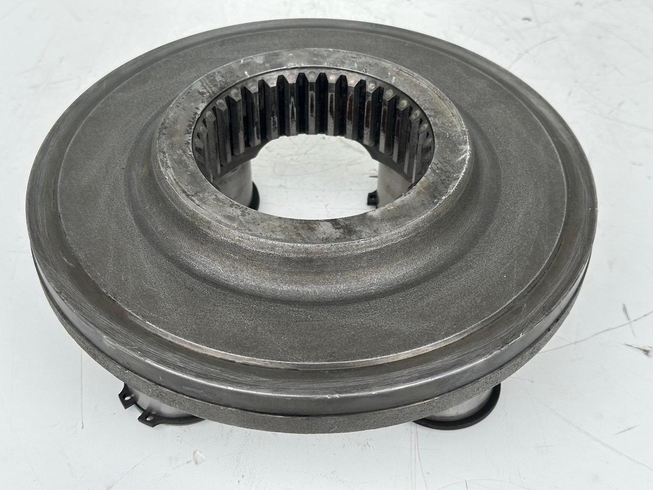 Liebherr Planetenträger ID-Nr.90006540. SAT300/271, SAT300/282, SAT300/288, SAT300/295. LH40, LH50, R936,R950 T, R960 T. #90006540.L6.675# - Posūkio reduktorius - Statybinė technika: foto 4 Liebherr Planetenträger ID-Nr.90006540. SAT300/271, SAT300/282, SAT300/288, SAT300/295. LH40, LH50, R936,R950 T, R960 T. #90006540.L6.675# - Posūkio reduktorius - Statybinė technika: foto 4