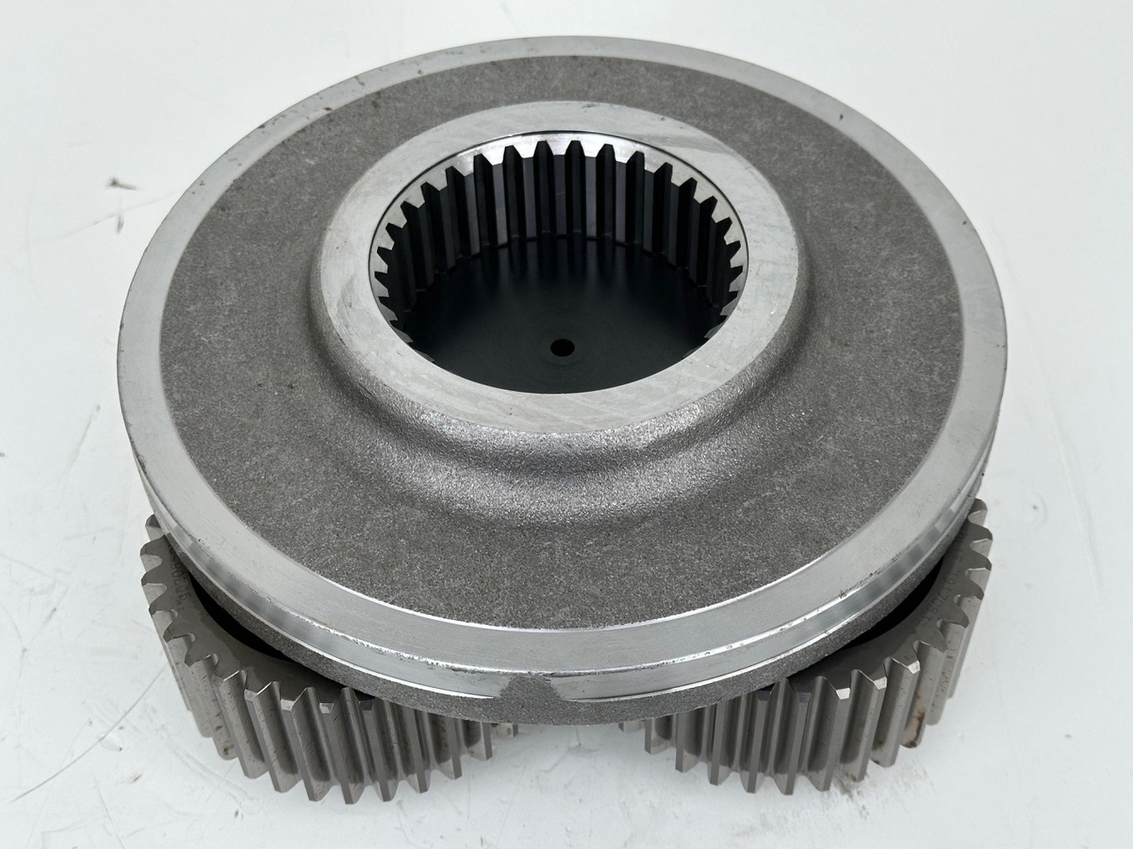 Liebherr Planetenträger ID-Nr.90006540 mit Planetenrad ID-Nr.9443074 - ID-Nr.944307403 - ID-Nr.90208594 und Sonnenrad ID-Nr.90208596. SAT300/271, SAT300/282, SAT300/288, SAT300/295. #SET.1903#. - Posūkio reduktorius - Statybinė technika: foto 4 Liebherr Planetenträger ID-Nr.90006540 mit Planetenrad ID-Nr.9443074 - ID-Nr.944307403 - ID-Nr.90208594 und Sonnenrad ID-Nr.90208596. SAT300/271, SAT300/282, SAT300/288, SAT300/295. #SET.1903#. - Posūkio reduktorius - Statybinė technika: foto 4