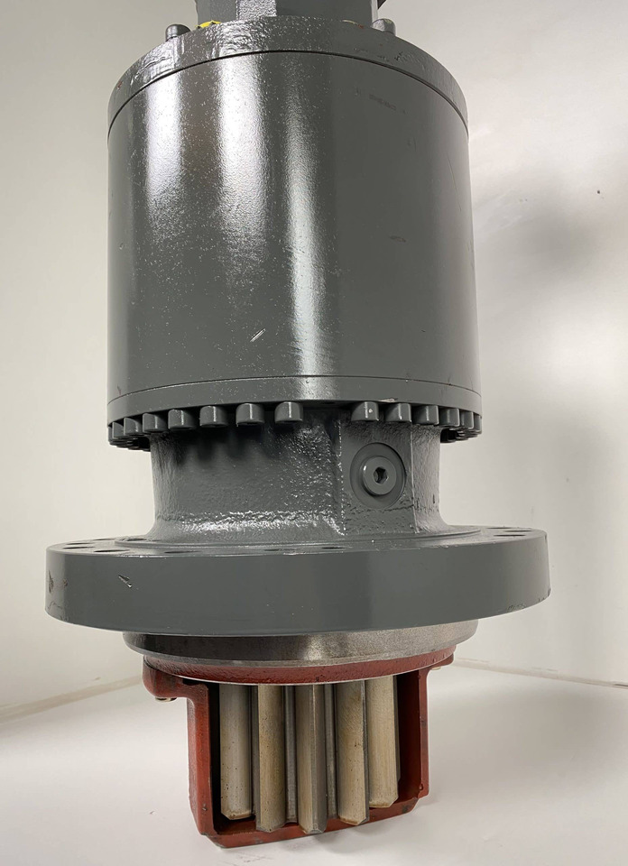 Liebherr Schwenkantrieb SAT275/285, ID-Nr.90019817 - ID-Nr.90017908 and Linde Hydromotor HMF 75-02 2706, ID-Nr.11007092. - Pavarų dėžė - Ratinis ekskavatorius: foto 4 Liebherr Schwenkantrieb SAT275/285, ID-Nr.90019817 - ID-Nr.90017908 and Linde Hydromotor HMF 75-02 2706, ID-Nr.11007092. - Pavarų dėžė - Ratinis ekskavatorius: foto 4