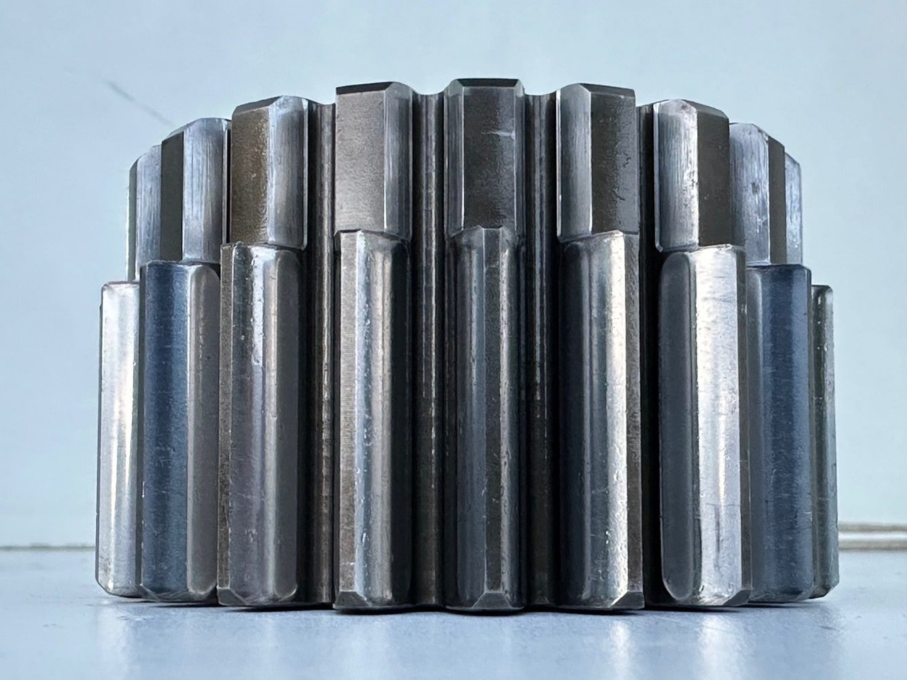 Liebherr Sonnenrad ID-Nr.90002821. FAT400P112, FAT400P130, FAT400P139. R926, R928, R930, R934, R936, R938, R940, R944, R946, R950 T. #02.51139# - Šoninė pavara - Statybinė technika: foto 3 Liebherr Sonnenrad ID-Nr.90002821. FAT400P112, FAT400P130, FAT400P139. R926, R928, R930, R934, R936, R938, R940, R944, R946, R950 T. #02.51139# - Šoninė pavara - Statybinė technika: foto 3