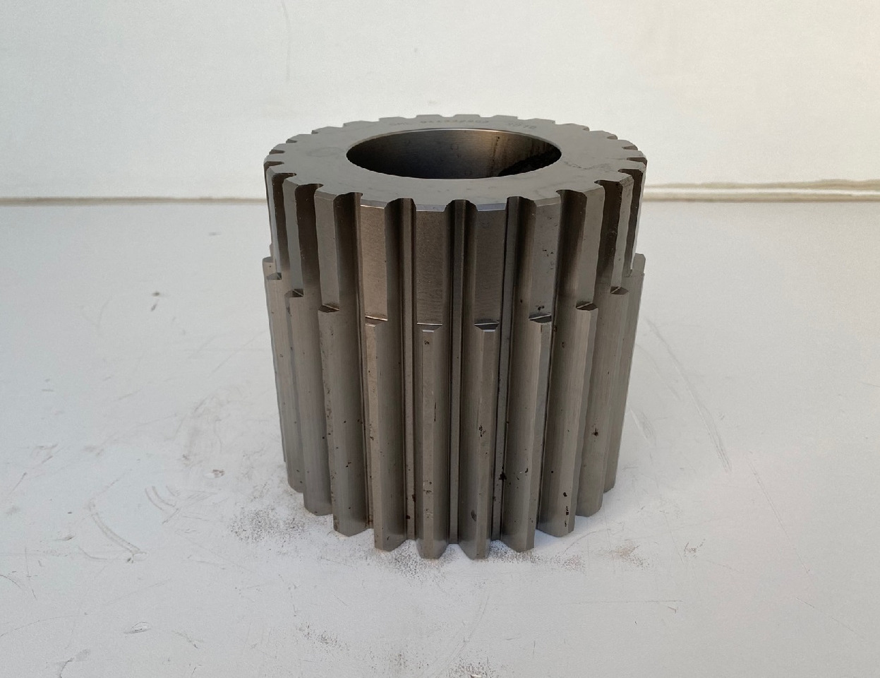 Liebherr Sonnenrad ID-Nr.9443329 - ID-Nr.90011325. FAT400P112, FAT400P130, FAT400P139. - Šoninė pavara - Vikšrinis ekskavatorius: foto 3 Liebherr Sonnenrad ID-Nr.9443329 - ID-Nr.90011325. FAT400P112, FAT400P130, FAT400P139. - Šoninė pavara - Vikšrinis ekskavatorius: foto 3