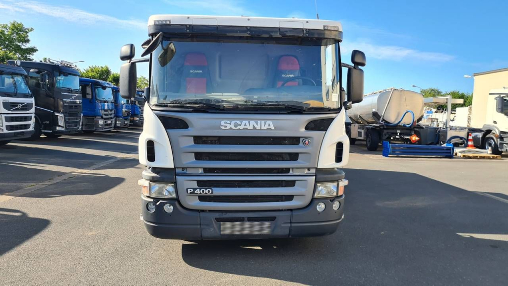 Scania P 400 LB6X2 (Nr. 5185) - Autocisterna: foto 4 Scania P 400 LB6X2 (Nr. 5185) - Autocisterna: foto 4