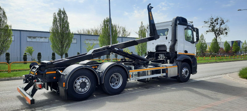 Mercedes-Benz Actros 2542 KING HZ-20R - Hook-lift sunkvežimis: foto 3 Mercedes-Benz Actros 2542 KING HZ-20R - Hook-lift sunkvežimis: foto 3