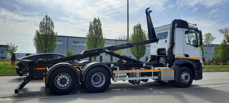 Mercedes-Benz Actros 2542 KING HZ-20R - Hook-lift sunkvežimis: foto 2 Mercedes-Benz Actros 2542 KING HZ-20R - Hook-lift sunkvežimis: foto 2