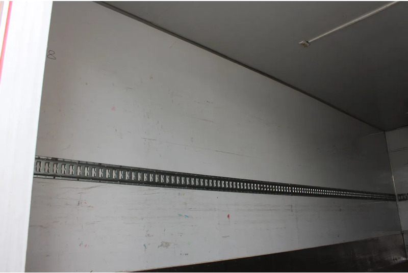 Refrižeratorius sunkvežimis Mercedes-Benz Atego 1318 * MANUAL * CARRIER SUPRA 550: foto 19 Refrižeratorius sunkvežimis Mercedes-Benz Atego 1318 * MANUAL * CARRIER SUPRA 550: foto 19