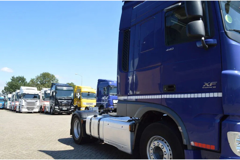 DAF XF 106.440 * EURO6 * 2 TANK * 1200L * 2 BED * - Vilkikas: foto 3 DAF XF 106.440 * EURO6 * 2 TANK * 1200L * 2 BED * - Vilkikas: foto 3
