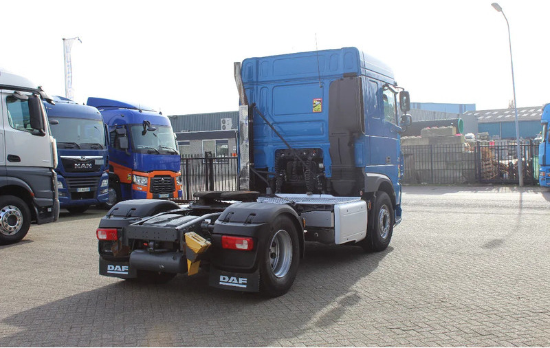DAF XF 106.440 * EURO6 * 4X2 * ADR * - Vilkikas: foto 4 DAF XF 106.440 * EURO6 * 4X2 * ADR * - Vilkikas: foto 4