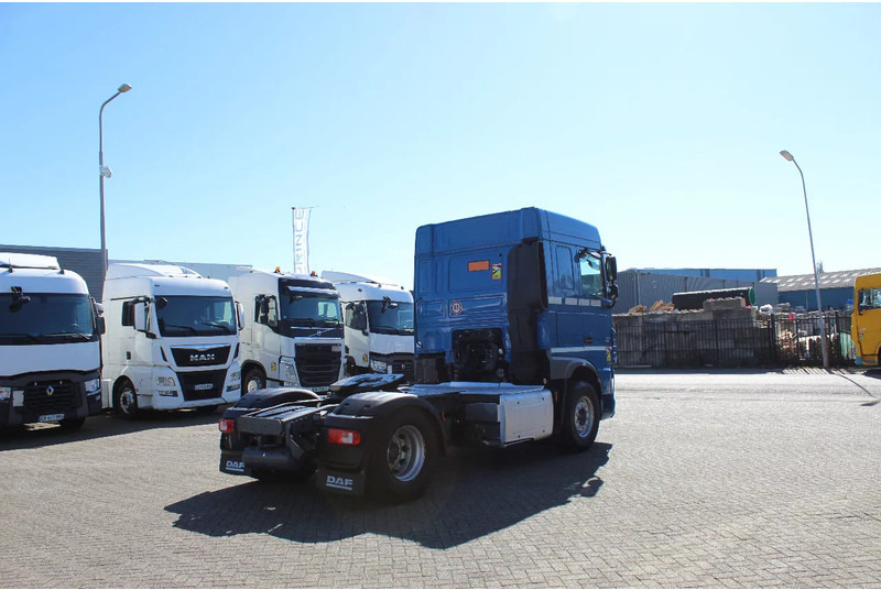 DAF XF 106.440 * EURO6 * 4X2 * ADR * - Vilkikas: foto 4 DAF XF 106.440 * EURO6 * 4X2 * ADR * - Vilkikas: foto 4
