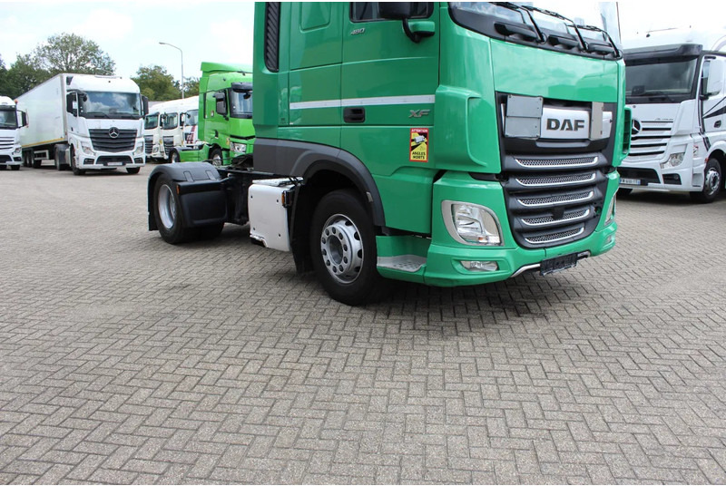DAF XF 480 * EURO6 * 4X2 * - Vilkikas: foto 4 DAF XF 480 * EURO6 * 4X2 * - Vilkikas: foto 4