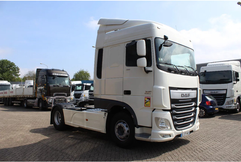DAF XF 510 * RETARDER * 4X2 * - Vilkikas: foto 5 DAF XF 510 * RETARDER * 4X2 * - Vilkikas: foto 5