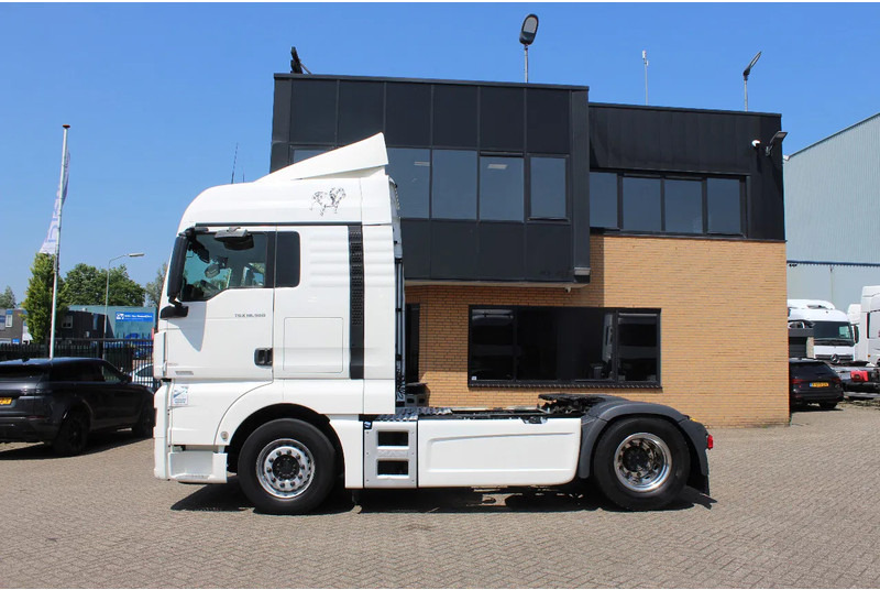 MAN TGX 18.500 * RETARDER * 4X2 * FULL SPOILER * - Vilkikas: foto 2 MAN TGX 18.500 * RETARDER * 4X2 * FULL SPOILER * - Vilkikas: foto 2