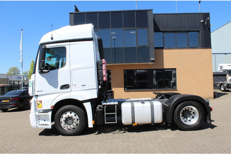 Mercedes-Benz Actros 1843 * RETARDER * EURO6 * - Vilkikas: foto 2 Mercedes-Benz Actros 1843 * RETARDER * EURO6 * - Vilkikas: foto 2