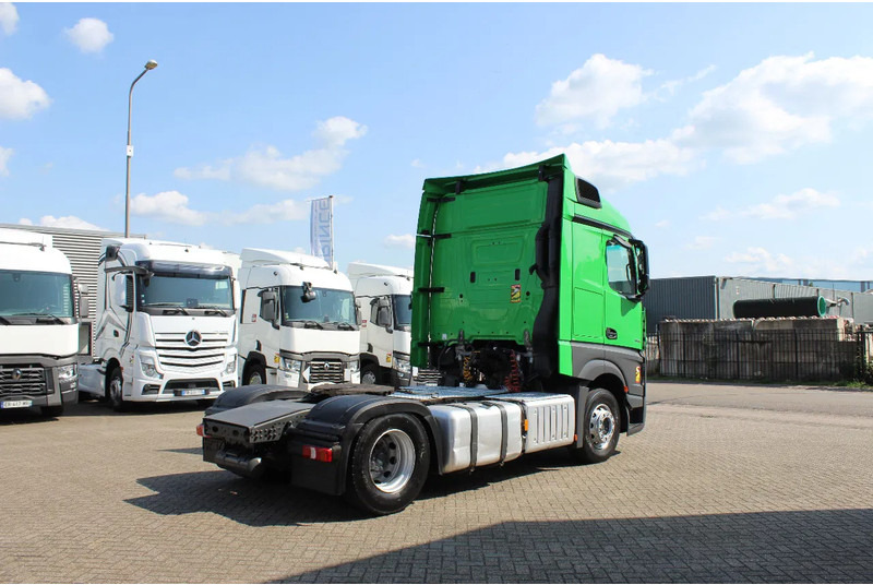 Mercedes-Benz Actros 1945 * 2 TANK * 4X2 * CHASSI 2020 * - Vilkikas: foto 4 Mercedes-Benz Actros 1945 * 2 TANK * 4X2 * CHASSI 2020 * - Vilkikas: foto 4