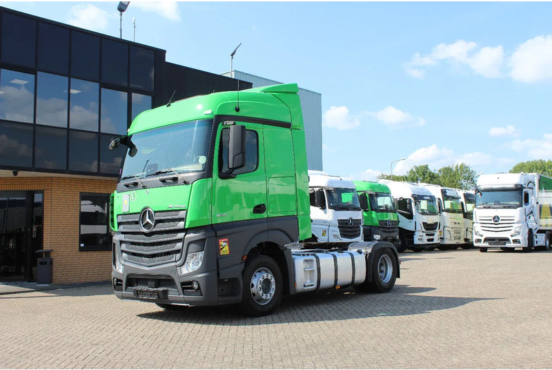 Mercedes-Benz Actros 1945 * 2 TANK * 4X2 * CHASSI 2020 * - Vilkikas: foto 1 Mercedes-Benz Actros 1945 * 2 TANK * 4X2 * CHASSI 2020 * - Vilkikas: foto 1