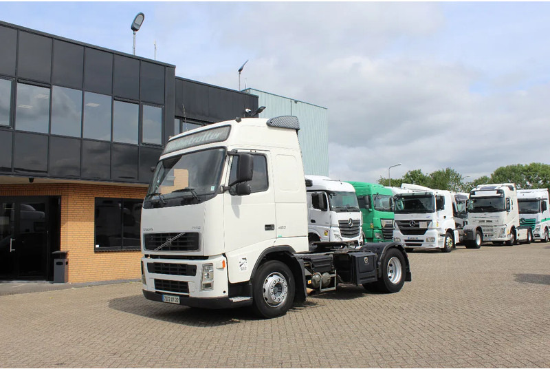 Volvo FH 12.420 * MANUAL * 4X2 * - Vilkikas: foto 1 Volvo FH 12.420 * MANUAL * 4X2 * - Vilkikas: foto 1