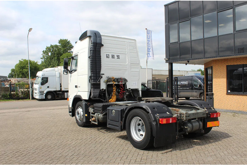 Volvo FH 12.420 * MANUAL * 4X2 * - Vilkikas: foto 3 Volvo FH 12.420 * MANUAL * 4X2 * - Vilkikas: foto 3