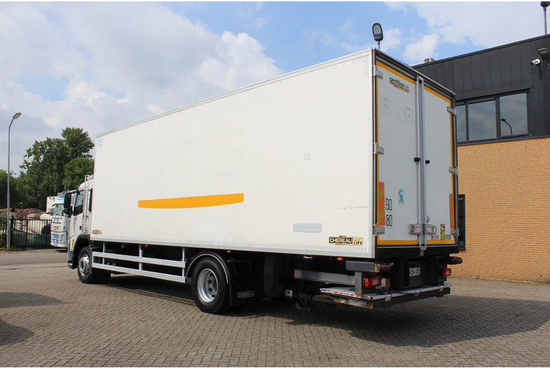 Volvo FM 330 * EURO5 * CARRIER SUPRA SILENT MT * - Refrižeratorius sunkvežimis: foto 2 Volvo FM 330 * EURO5 * CARRIER SUPRA SILENT MT * - Refrižeratorius sunkvežimis: foto 2