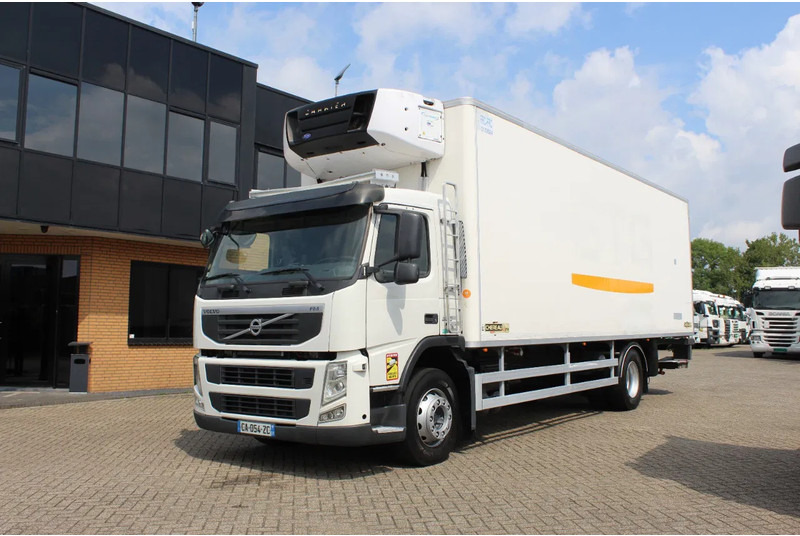 Volvo FM 330 * EURO5 * CARRIER SUPRA SILENT MT * - Refrižeratorius sunkvežimis: foto 1 Volvo FM 330 * EURO5 * CARRIER SUPRA SILENT MT * - Refrižeratorius sunkvežimis: foto 1