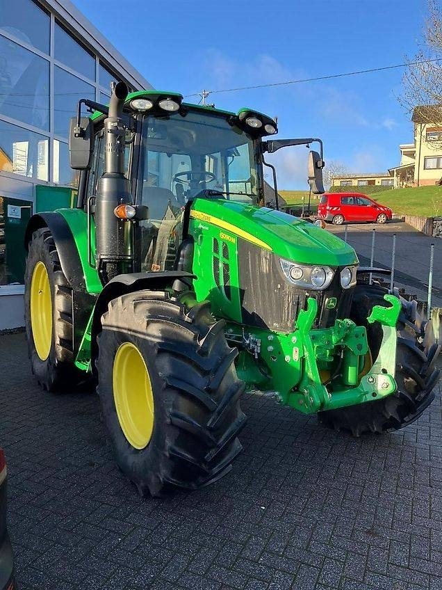 John Deere 6090M - Traktorius: foto 4 John Deere 6090M - Traktorius: foto 4