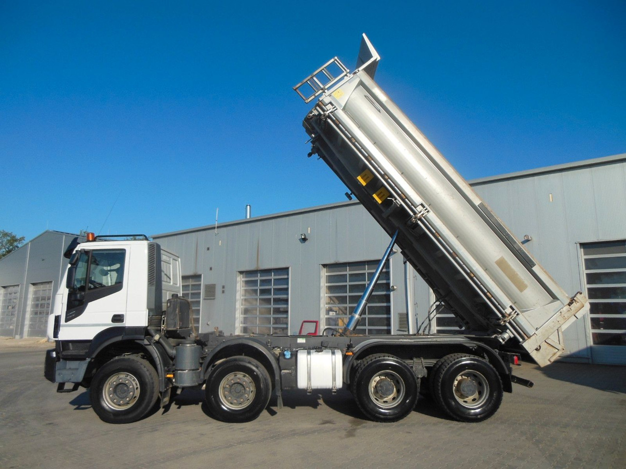 Iveco STRALIS X-WAY 480, 8X4, BORDMATIC, AHK, TOP!!! lizingą Iveco STRALIS X-WAY 480, 8X4, BORDMATIC, AHK, TOP!!!: foto 17