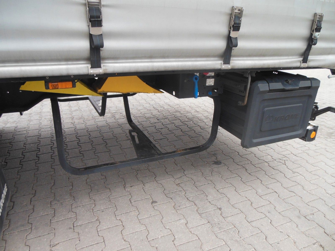 Tentinė puspriekabė Krone SD, LIFT ACHSE: foto 10 Tentinė puspriekabė Krone SD, LIFT ACHSE: foto 10