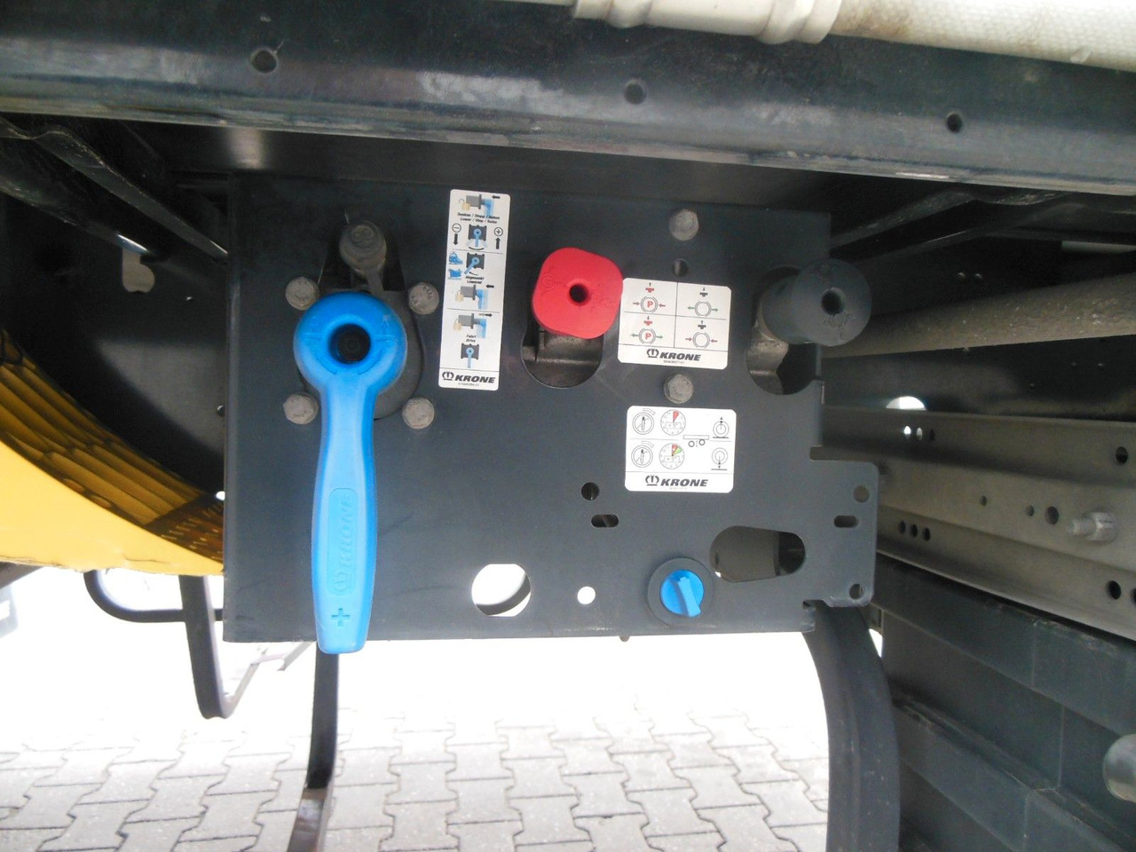 Tentinė puspriekabė Krone SD, LIFT ACHSE: foto 11 Tentinė puspriekabė Krone SD, LIFT ACHSE: foto 11