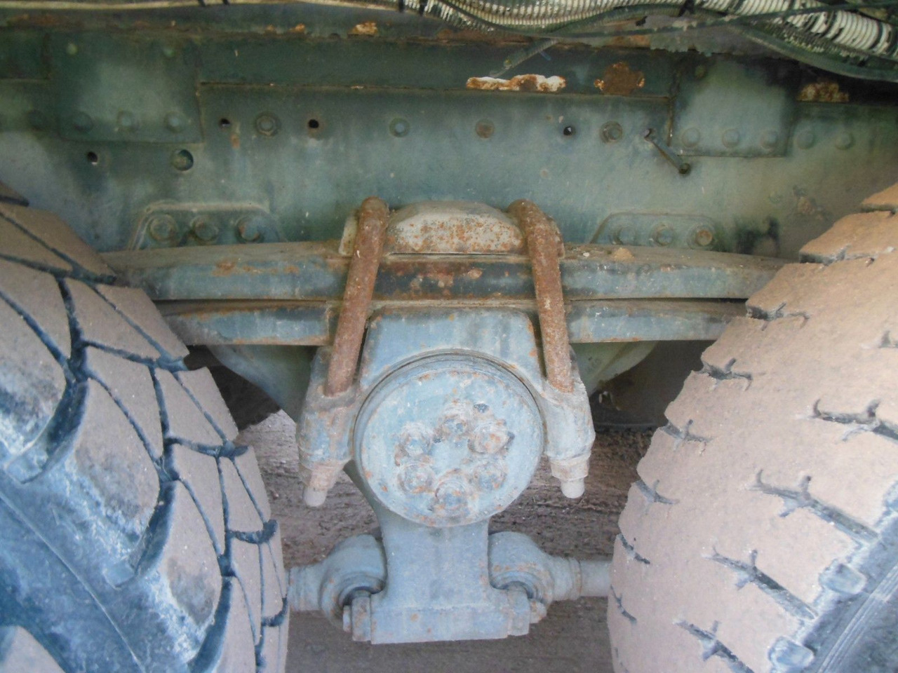 MAN TGA 35.410, 8X4, MIX + PUMPE 24M - Betono siurblys: foto 5 MAN TGA 35.410, 8X4, MIX + PUMPE 24M - Betono siurblys: foto 5