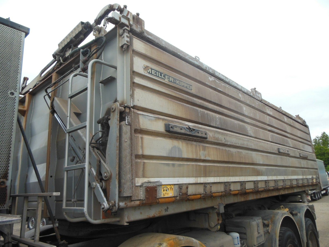 Mercedes-Benz ACTROS 4144, 8X6, 3 PEDALE, MEILLER, BODRMATIC - Savivartis sunkvežimis: foto 5 Mercedes-Benz ACTROS 4144, 8X6, 3 PEDALE, MEILLER, BODRMATIC - Savivartis sunkvežimis: foto 5