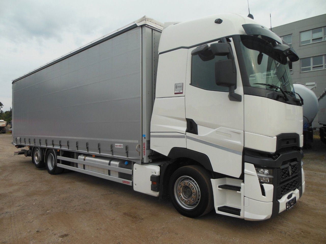 Renault T 440, 6X2, D-HOLLANDIA, 23 PALETTEN, WIE NEUE! - Tentinis sunkvežimis: foto 2 Renault T 440, 6X2, D-HOLLANDIA, 23 PALETTEN, WIE NEUE! - Tentinis sunkvežimis: foto 2