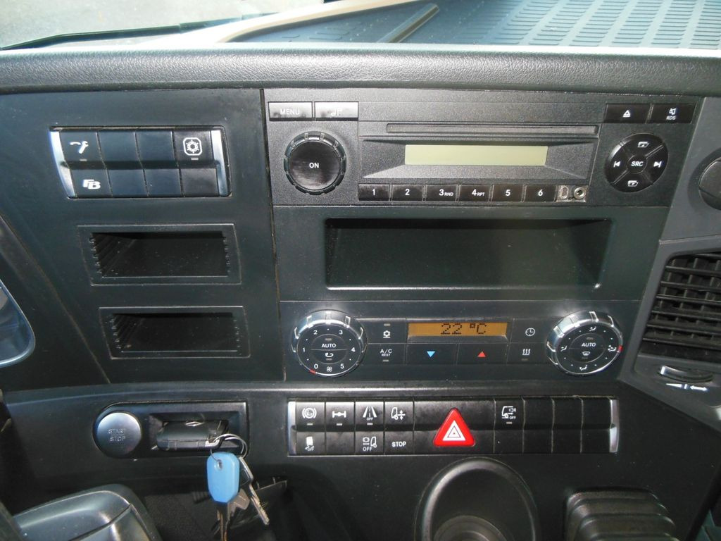 Vilkikas Mercedes-Benz 1845 ACTROS, STANDKLIMA: foto 17