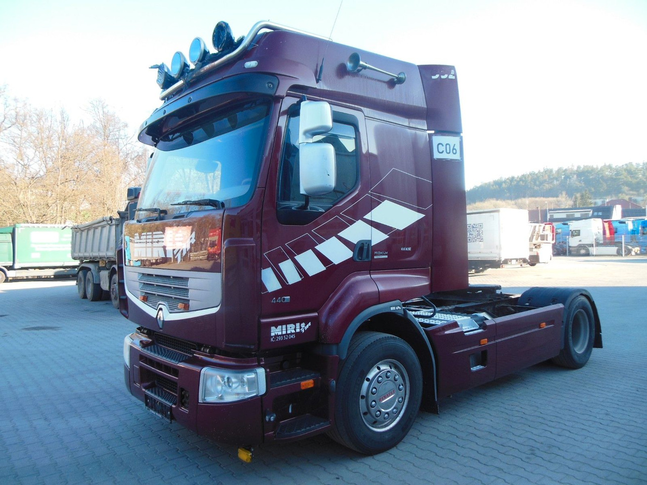 Renault PREMIUM 440.19 DXi - Vilkikas: foto 1 Renault PREMIUM 440.19 DXi - Vilkikas: foto 1