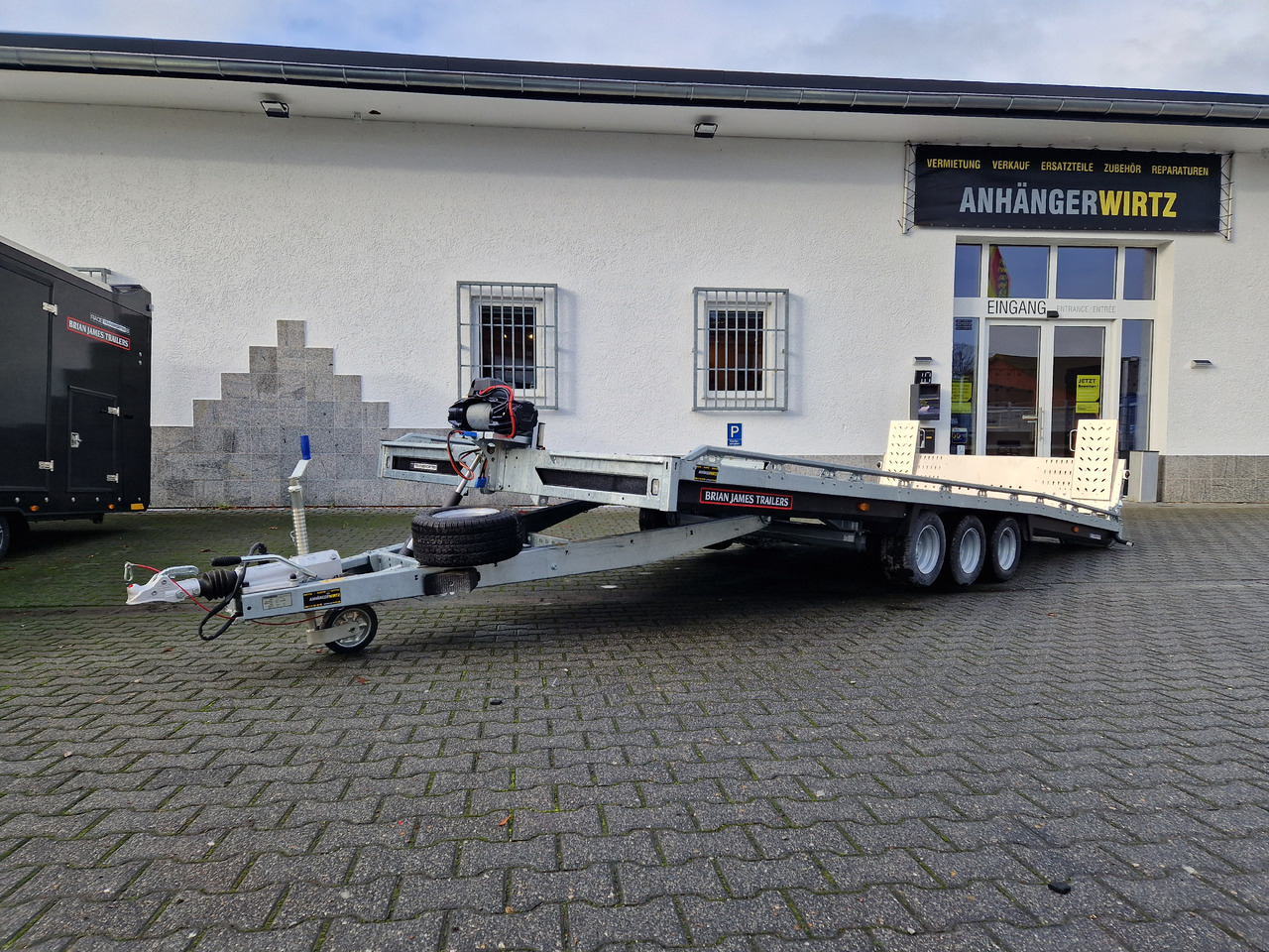 BJT T Transporter 231 550x224cm elektrisch ankippbar Komfort Paket Warn Winde LED 10" Tridem 3500kg - Priekaba spec technikai: foto 2 BJT T Transporter 231 550x224cm elektrisch ankippbar Komfort Paket Warn Winde LED 10" Tridem 3500kg - Priekaba spec technikai: foto 2