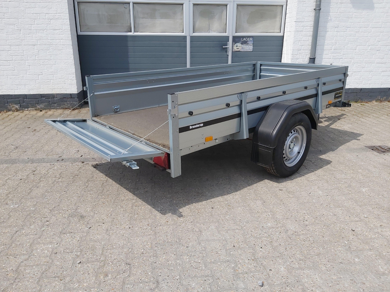 Brenderup 2260 SB 1300 258x128x40cm Stahl klappbare Vorderwand 1300kg Winter Aktion 311796 - Automobilinė priekaba: foto 5 Brenderup 2260 SB 1300 258x128x40cm Stahl klappbare Vorderwand 1300kg Winter Aktion 311796 - Automobilinė priekaba: foto 5