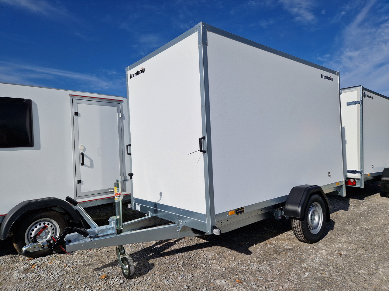 Brenderup Cargo Dynamic CD300 BD 300x155x185cm Hecktüren Wabenwände (M) 1300kg - Furgonas priekaba: foto 1 Brenderup Cargo Dynamic CD300 BD 300x155x185cm Hecktüren Wabenwände (M) 1300kg - Furgonas priekaba: foto 1