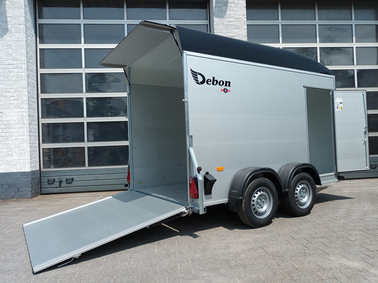 Cargo Roadster 500+ 312x167x199cm Alu Poly black Seitentür Pullman 100km/H 2600kg - Automobilinė priekaba: foto 5 Cargo Roadster 500+ 312x167x199cm Alu Poly black Seitentür Pullman 100km/H 2600kg - Automobilinė priekaba: foto 5