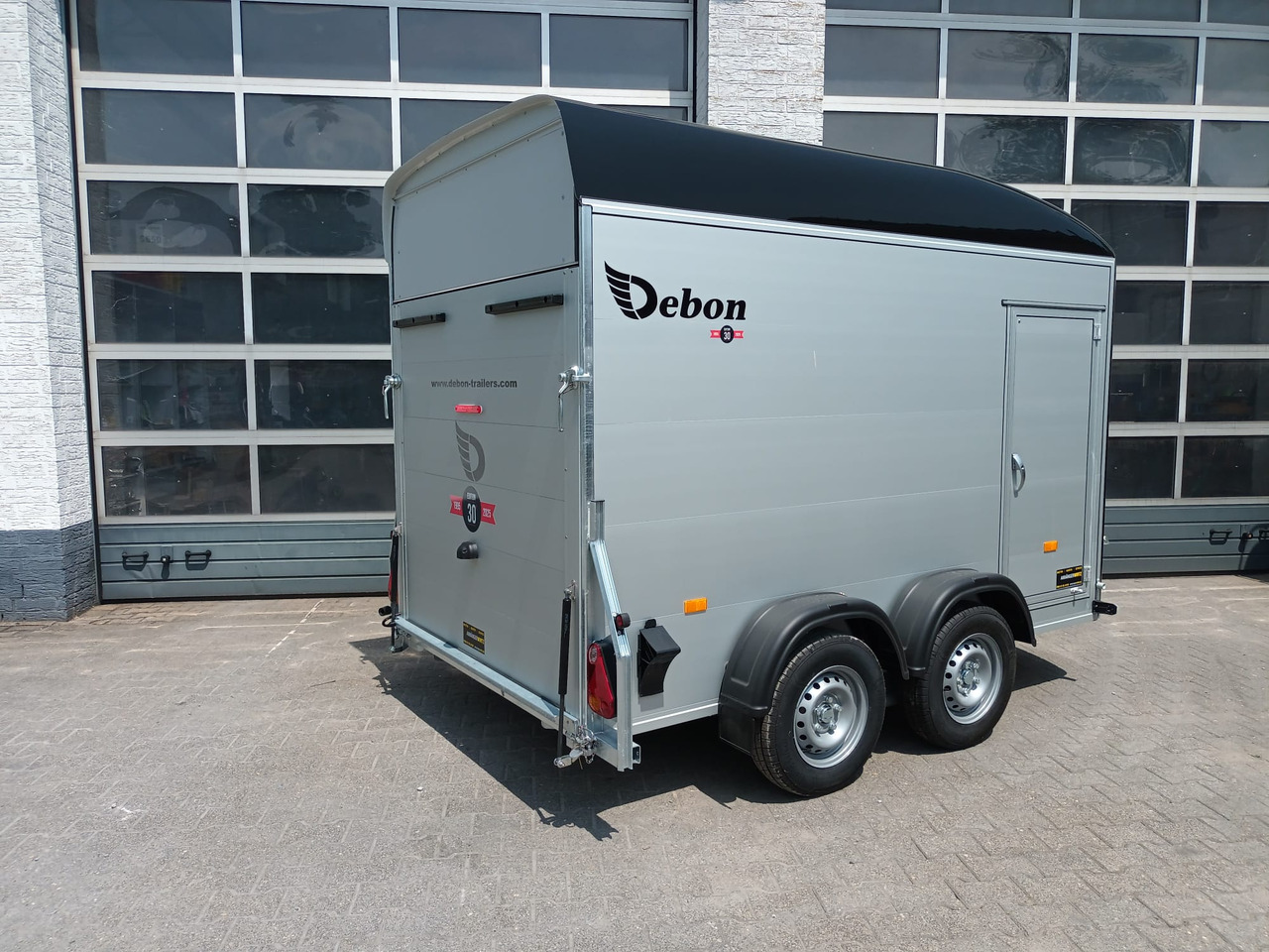 Cargo Roadster 500+ 312x167x199cm Alu Poly black Seitentür Pullman 100km/H 2600kg - Automobilinė priekaba: foto 3 Cargo Roadster 500+ 312x167x199cm Alu Poly black Seitentür Pullman 100km/H 2600kg - Automobilinė priekaba: foto 3