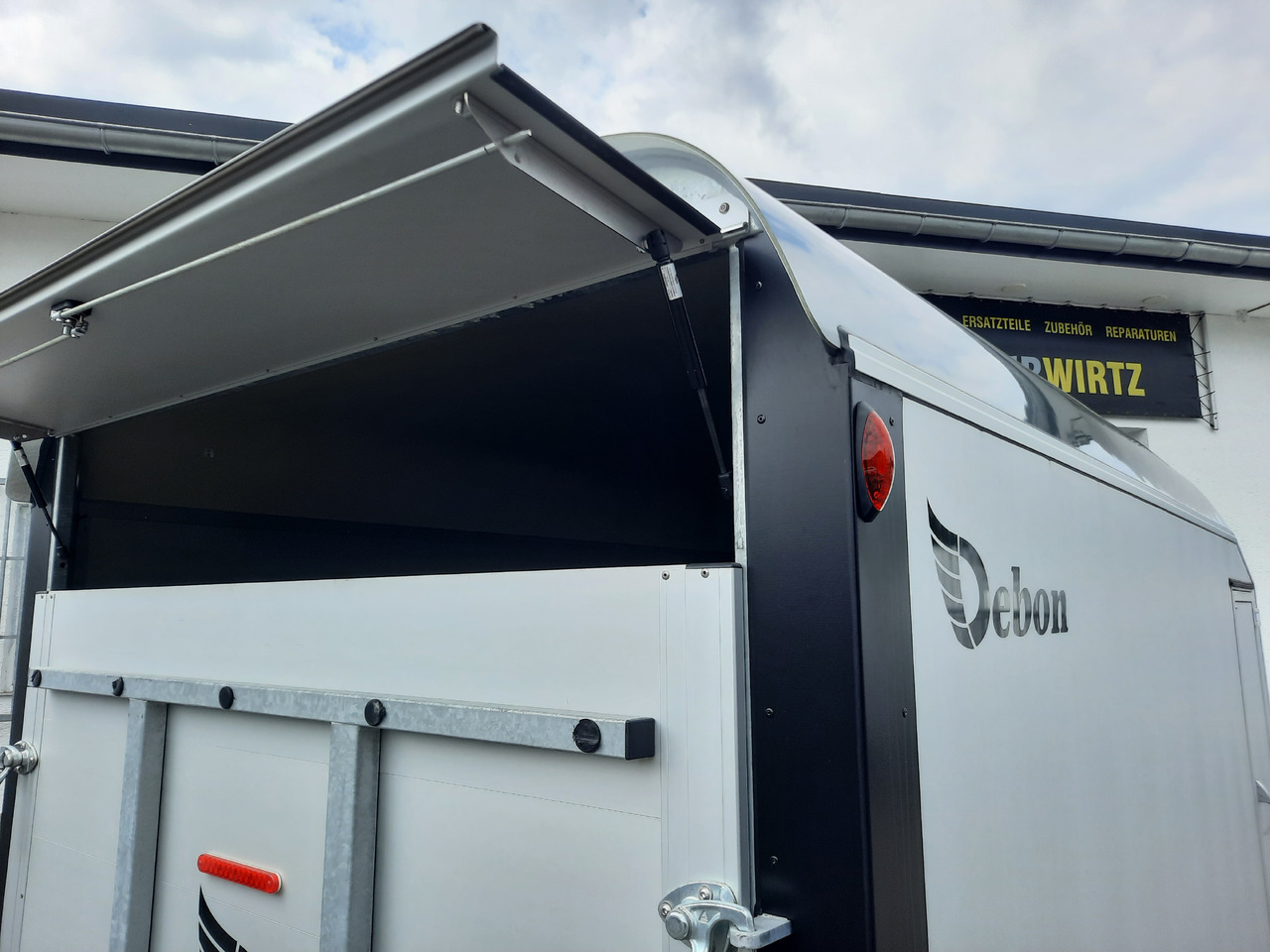 Cargo Roadster 800 435x200x206cm Alu Poly irongrey Seitentür Heckrampe Pullman 100km/H 3500kg - Automobilinė priekaba: foto 5 Cargo Roadster 800 435x200x206cm Alu Poly irongrey Seitentür Heckrampe Pullman 100km/H 3500kg - Automobilinė priekaba: foto 5